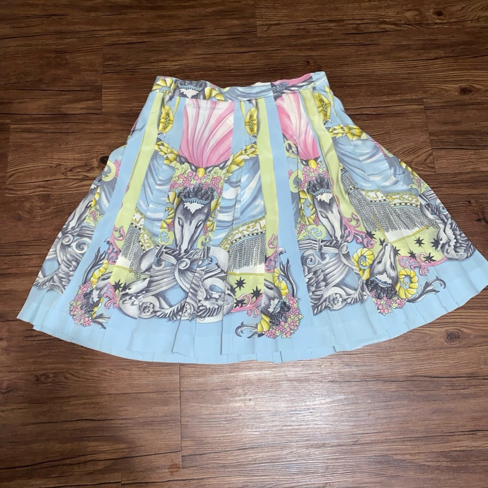 ESCADA LAUREL Magaretha Ley Silk Pleaded Skirt Lion Button Sz 42/US 12  READ